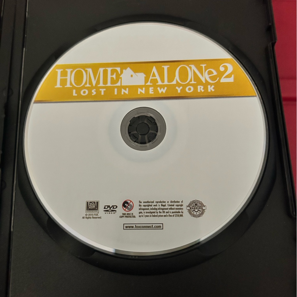Home Alone 2: Lost in New York DVD - Blue Cover - Picture 4 of 5